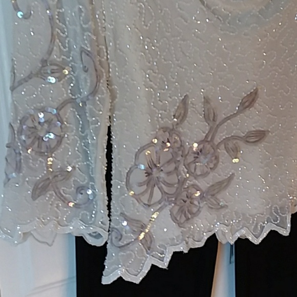 Top - Picture 2 of 3